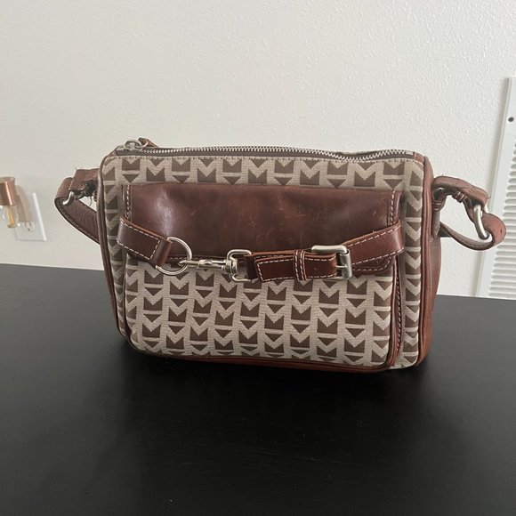 Michael Kors Matching Handbag & Wallet - Picture 3 of 11